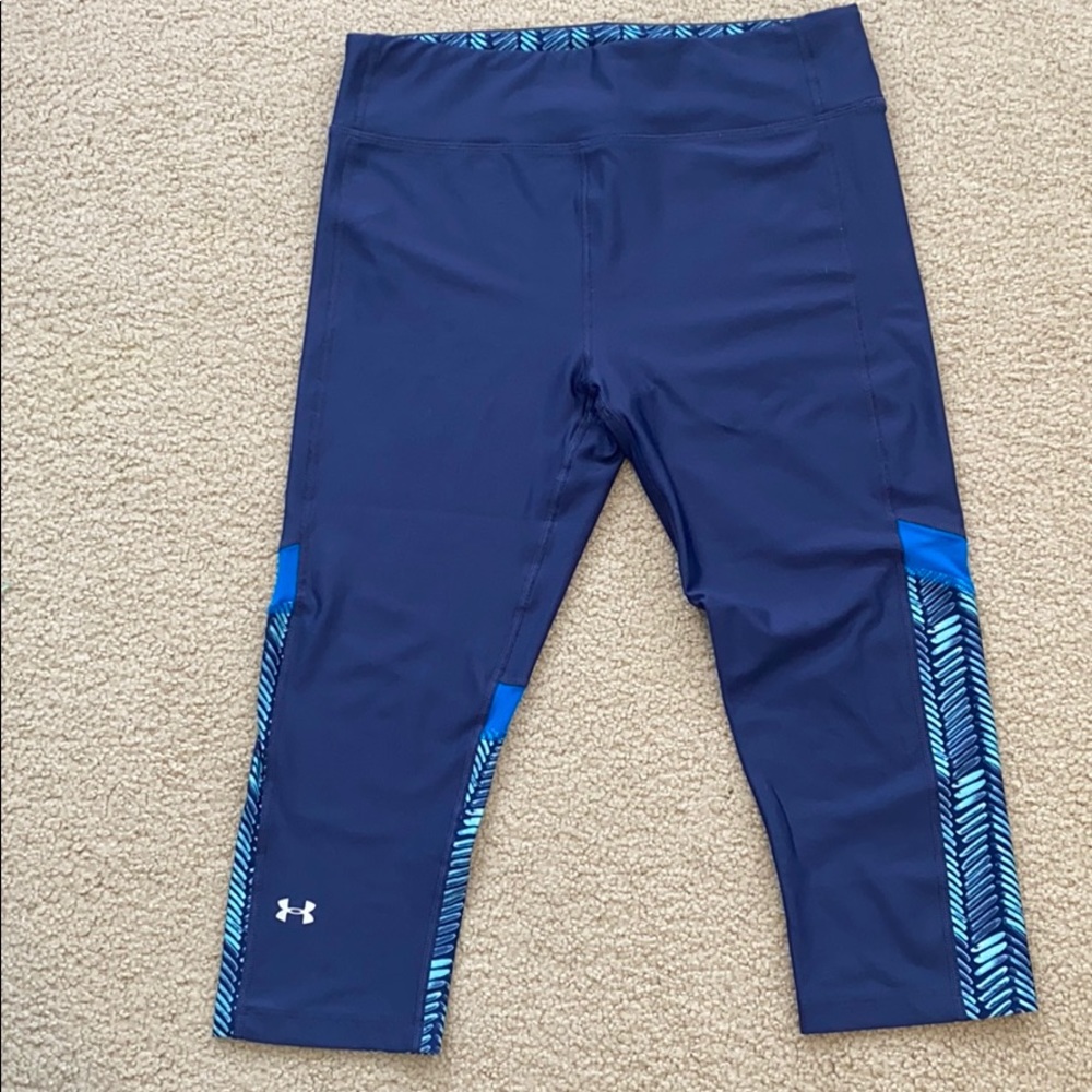 Under Armour compression pants cropped Sz-L